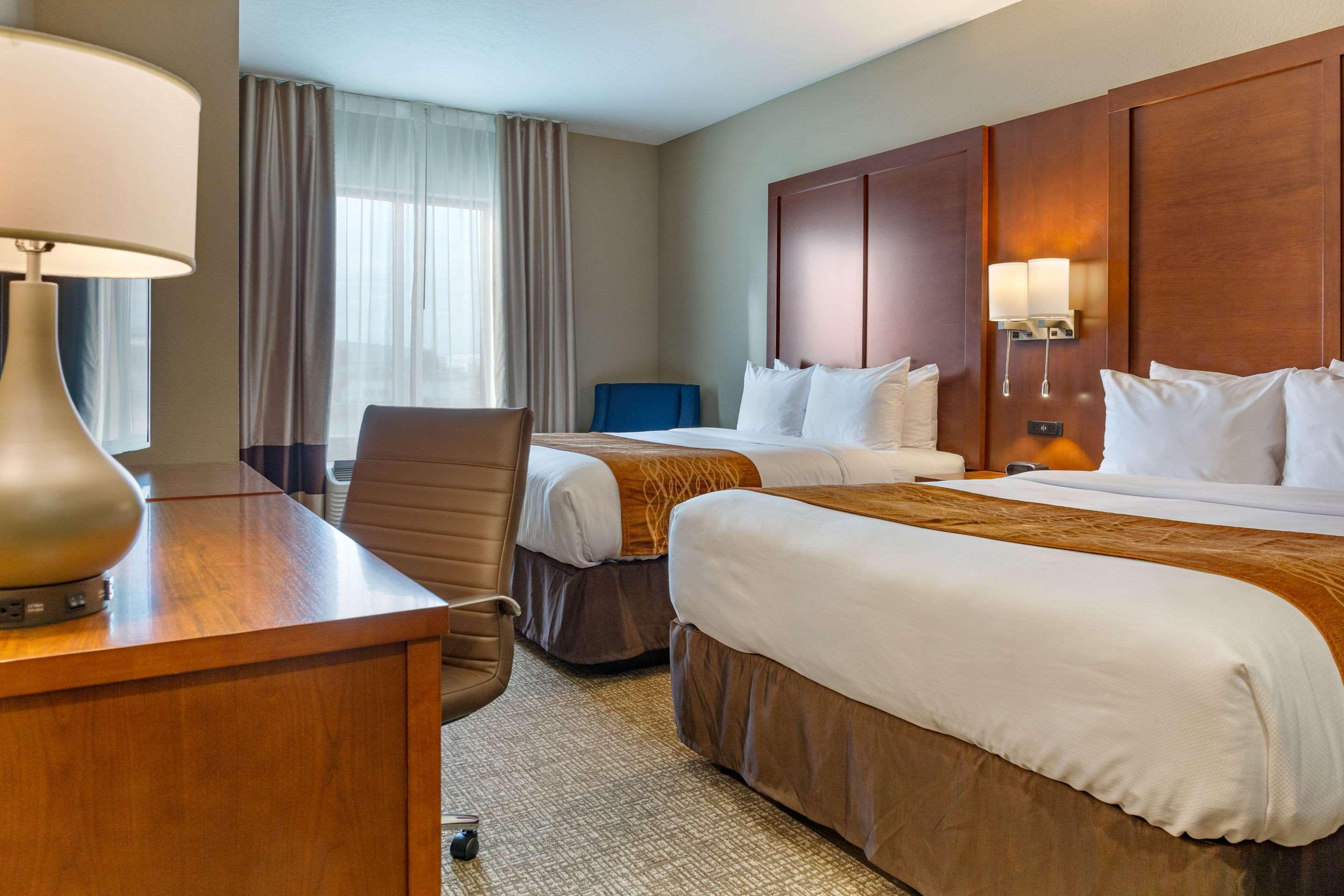 Comfort Inn & Suites Boise Airport Exteriör bild