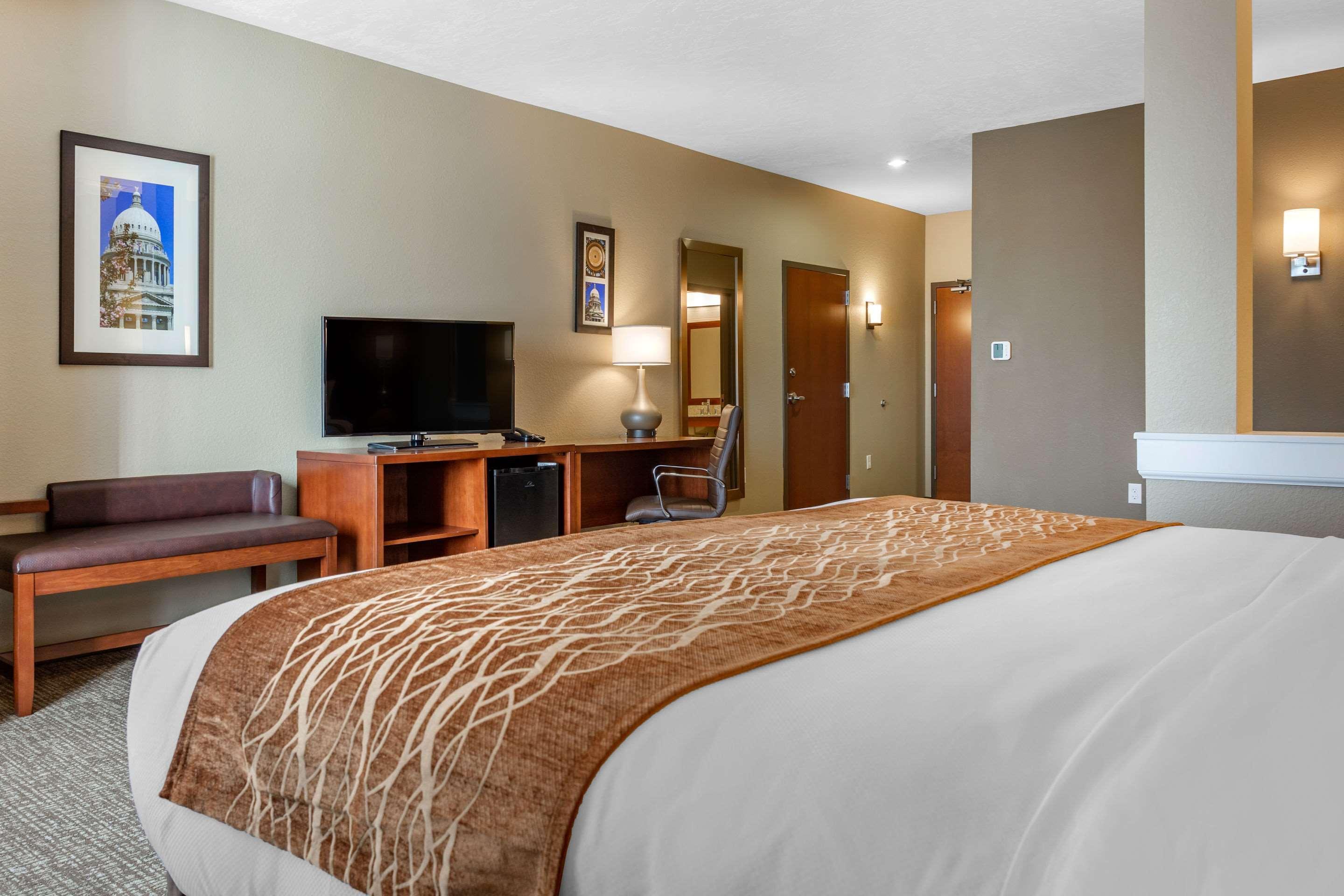 Comfort Inn & Suites Boise Airport Exteriör bild