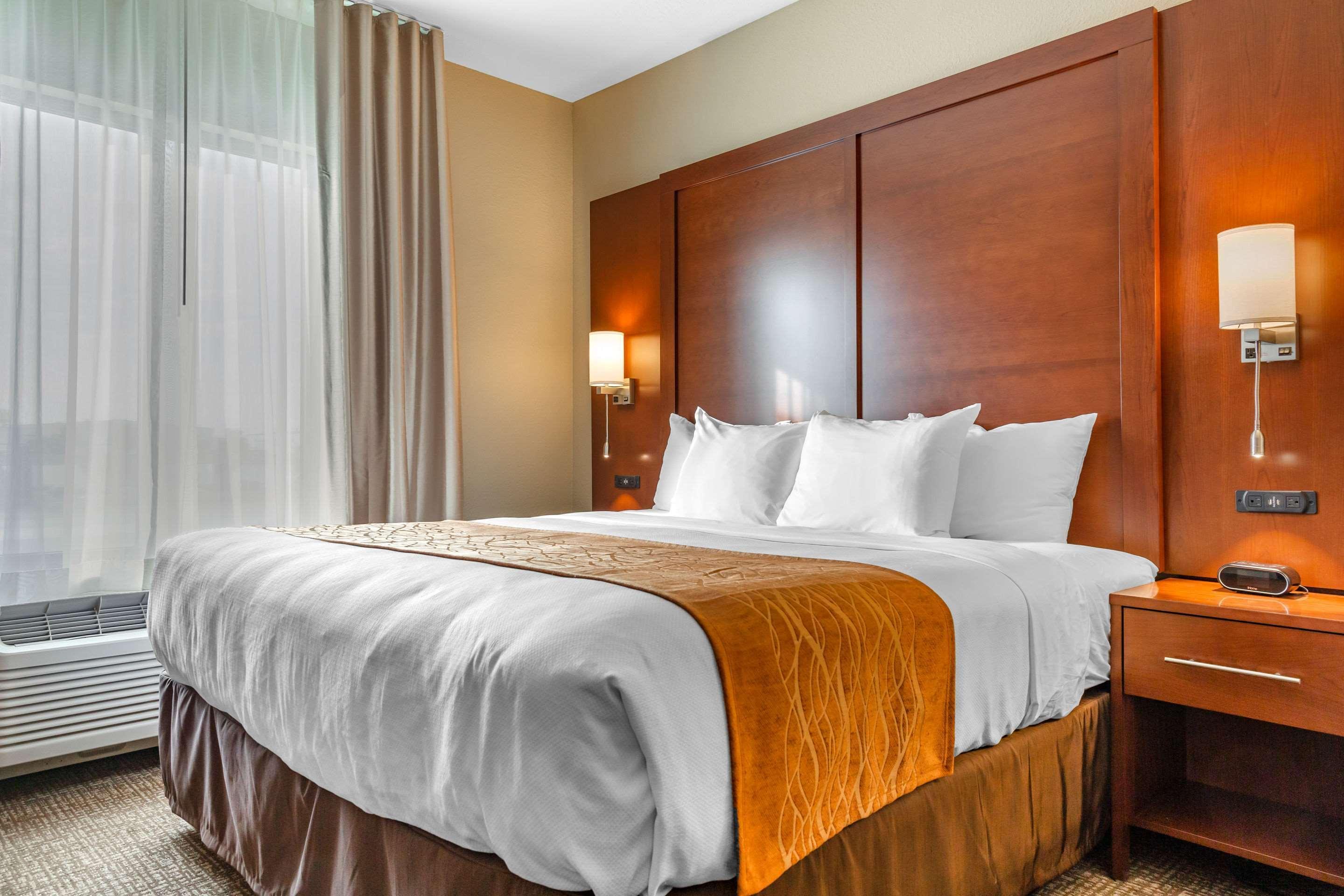 Comfort Inn & Suites Boise Airport Exteriör bild