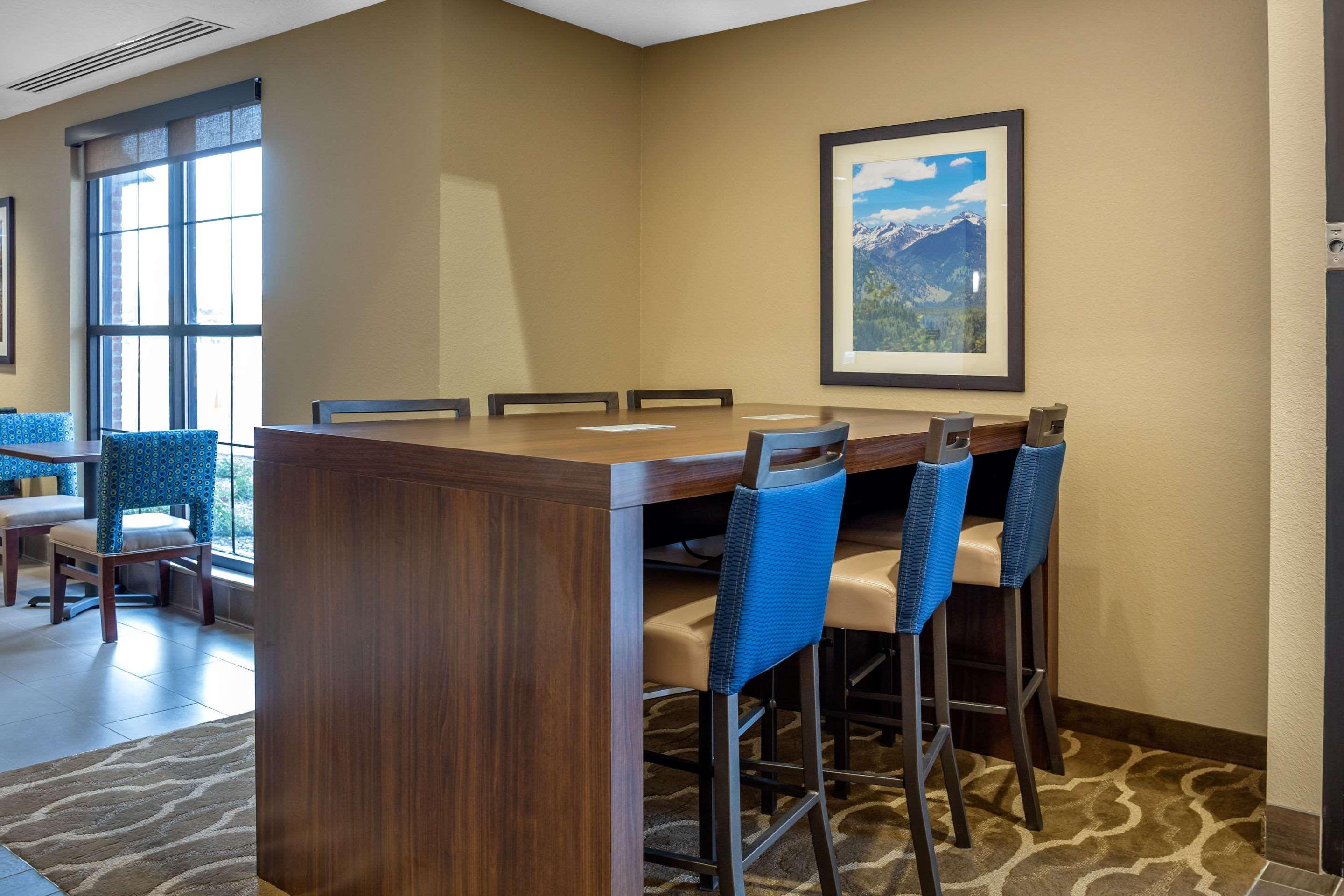 Comfort Inn & Suites Boise Airport Exteriör bild
