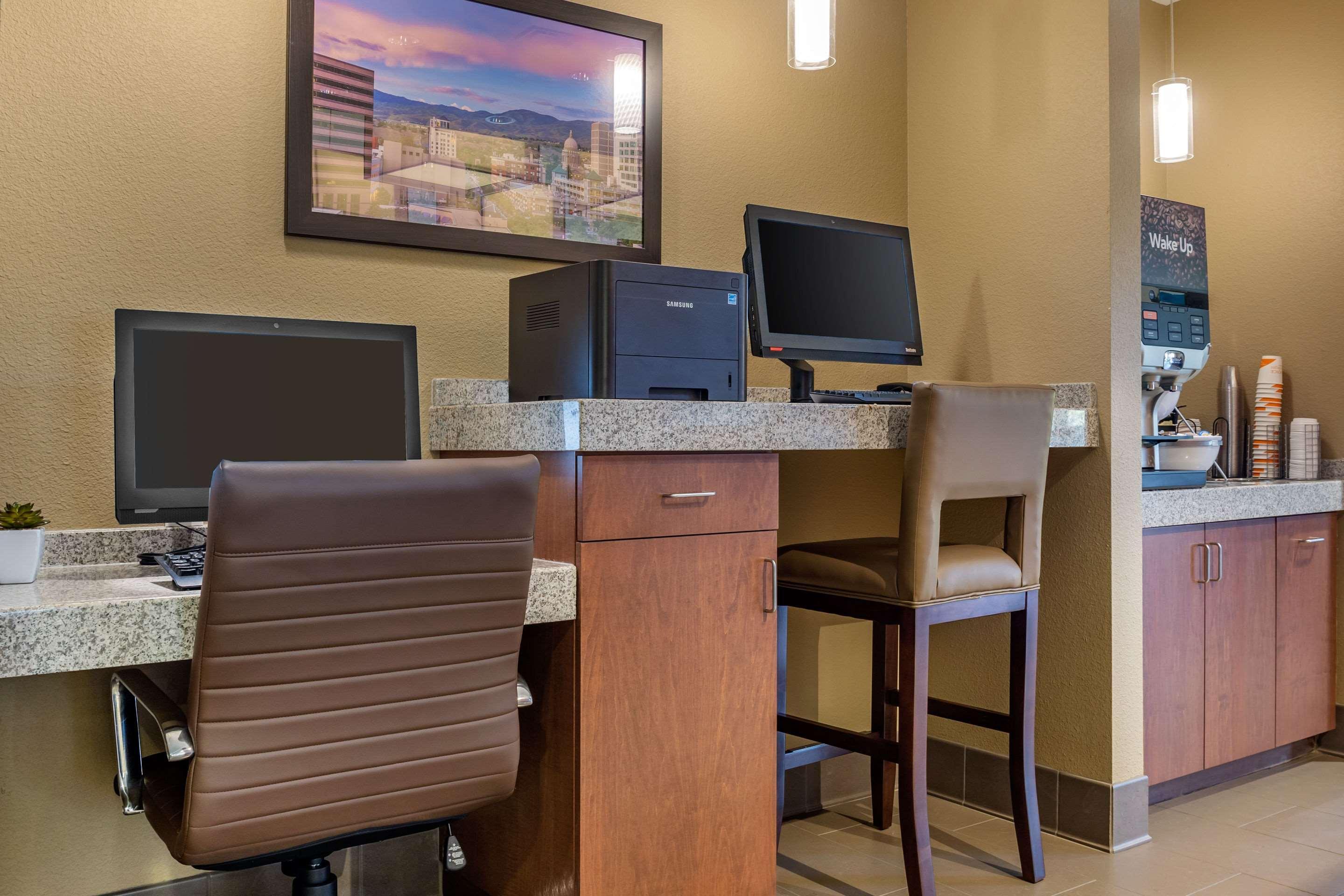 Comfort Inn & Suites Boise Airport Exteriör bild