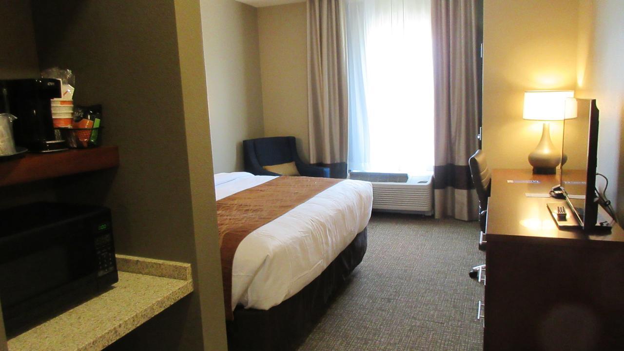 Comfort Inn & Suites Boise Airport Exteriör bild